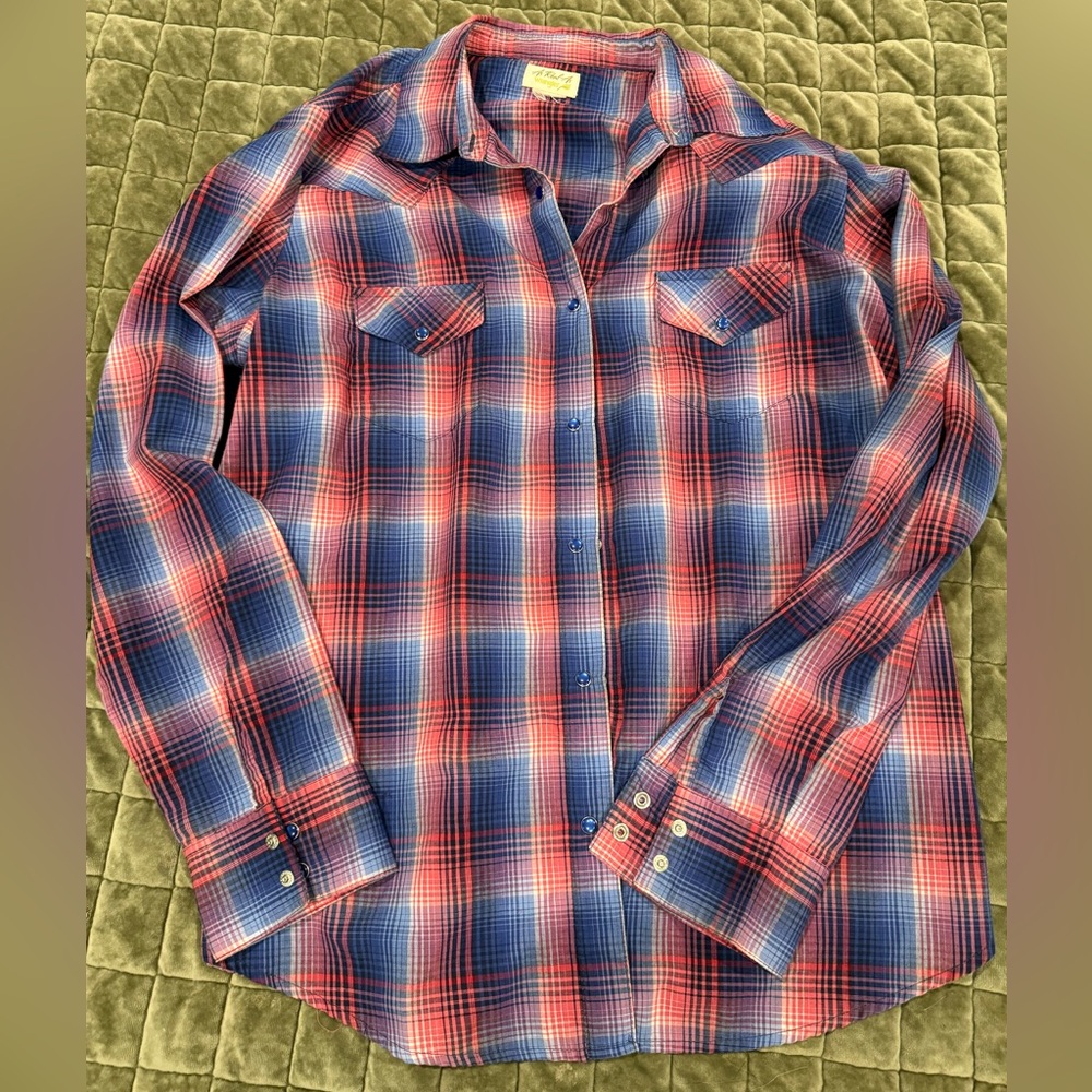 Wrangler pearl snap